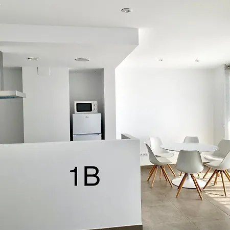 Edifici Valeria דירה *