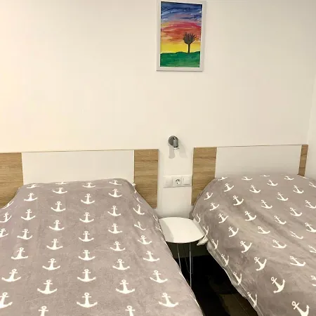 Edifici Valeria * Empuriabrava